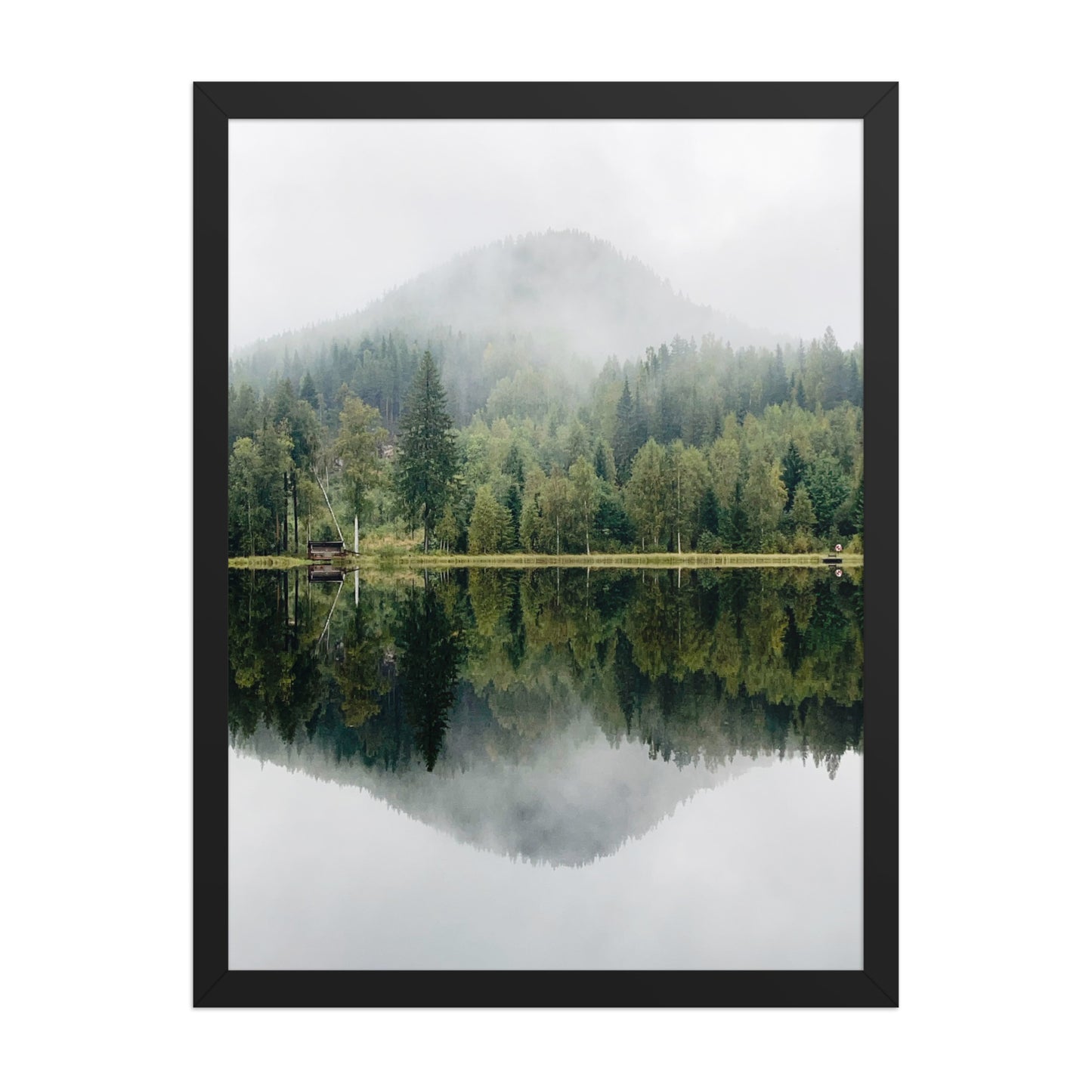 Wirvelvind Morgondimma över Ärtrikstjärn