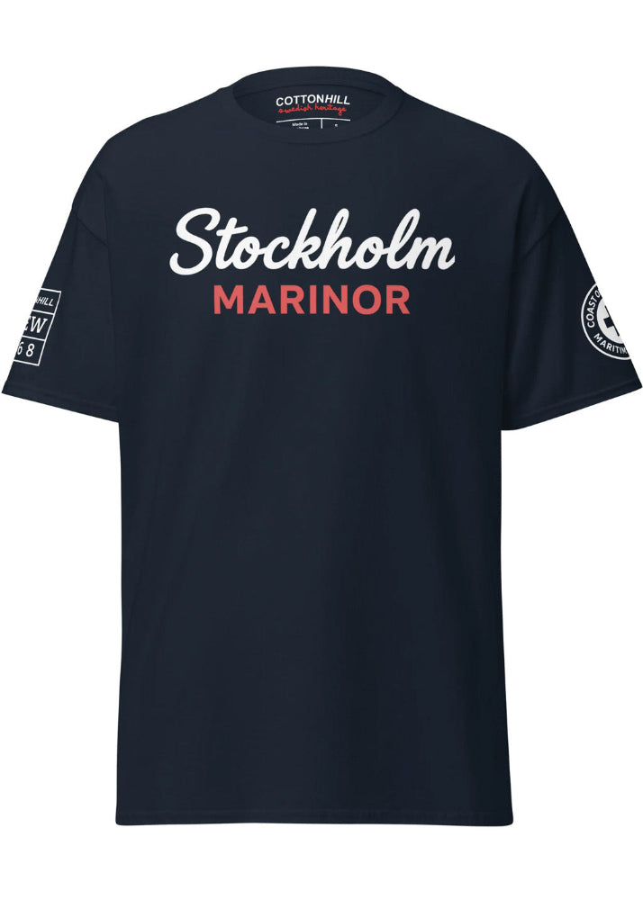 Marinblå t-shirt med trycket Stockholm Marinor framtil